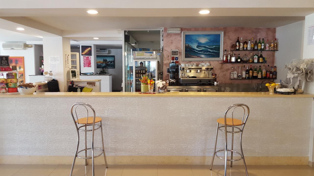 Hotel Raffaello Cesenatico Εξωτερικό φωτογραφία