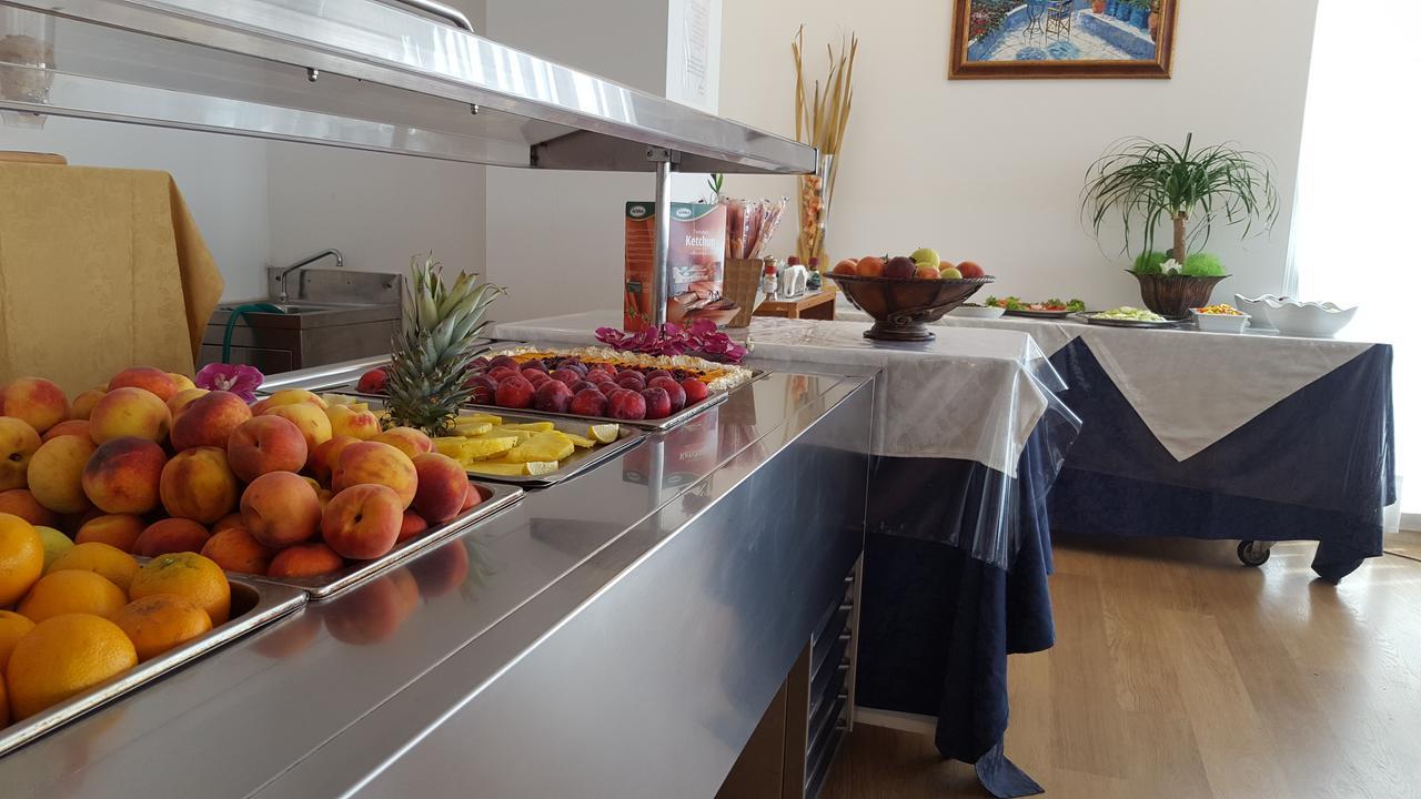 Hotel Raffaello Cesenatico Εξωτερικό φωτογραφία