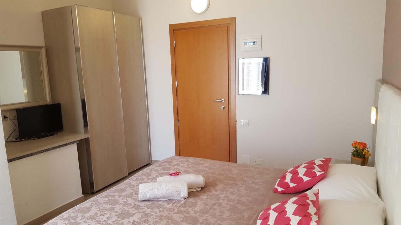 Hotel Raffaello Cesenatico Εξωτερικό φωτογραφία